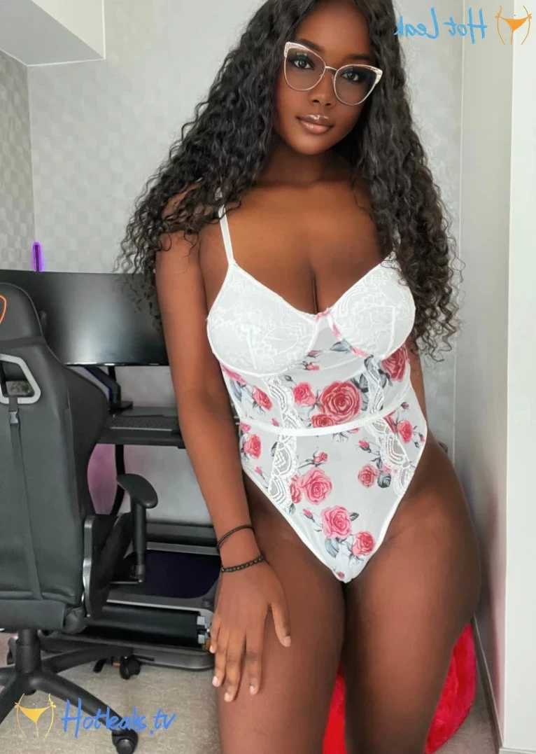 AVA SUPER SOAKER 😈👅💦 [ belleafterdark ] Onlyfans leaked photo 12452476 on Hotleaks.tv