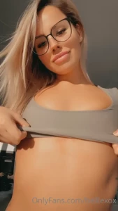 Belle [ belllexox ] Onlyfans leaked video 8739846 on Hotleaks.tv
