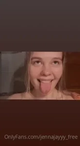 10582399