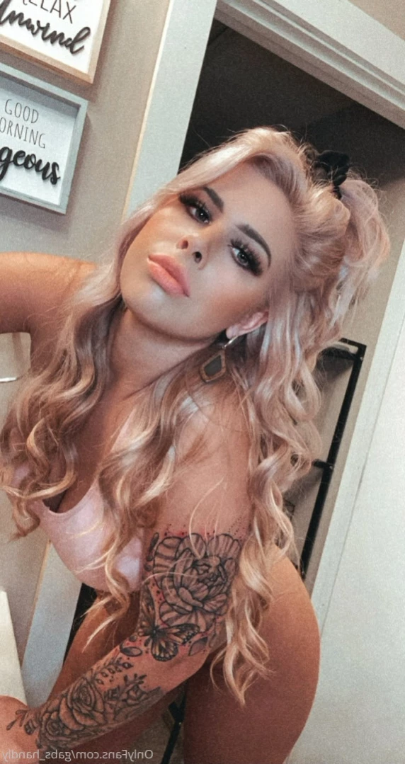 Gabrielle ⚡️ [ gabs_handly ] Onlyfans leaked photo 11454124 on Hotleaks.tv
