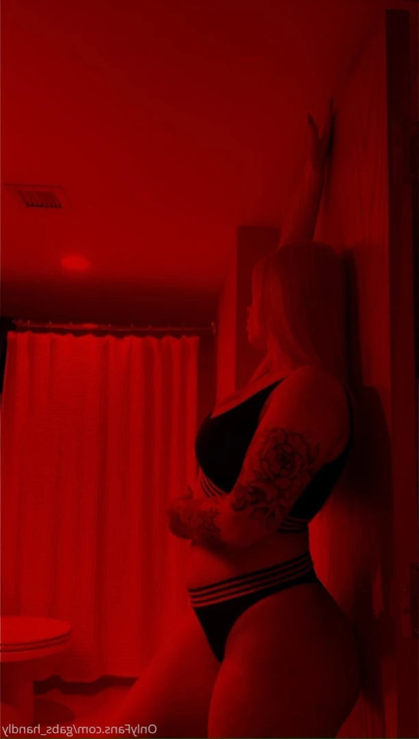 Gabrielle ⚡️ [ gabs_handly ] Onlyfans leaked photo 14865091 on Hotleaks.tv