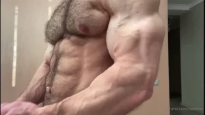 5469386