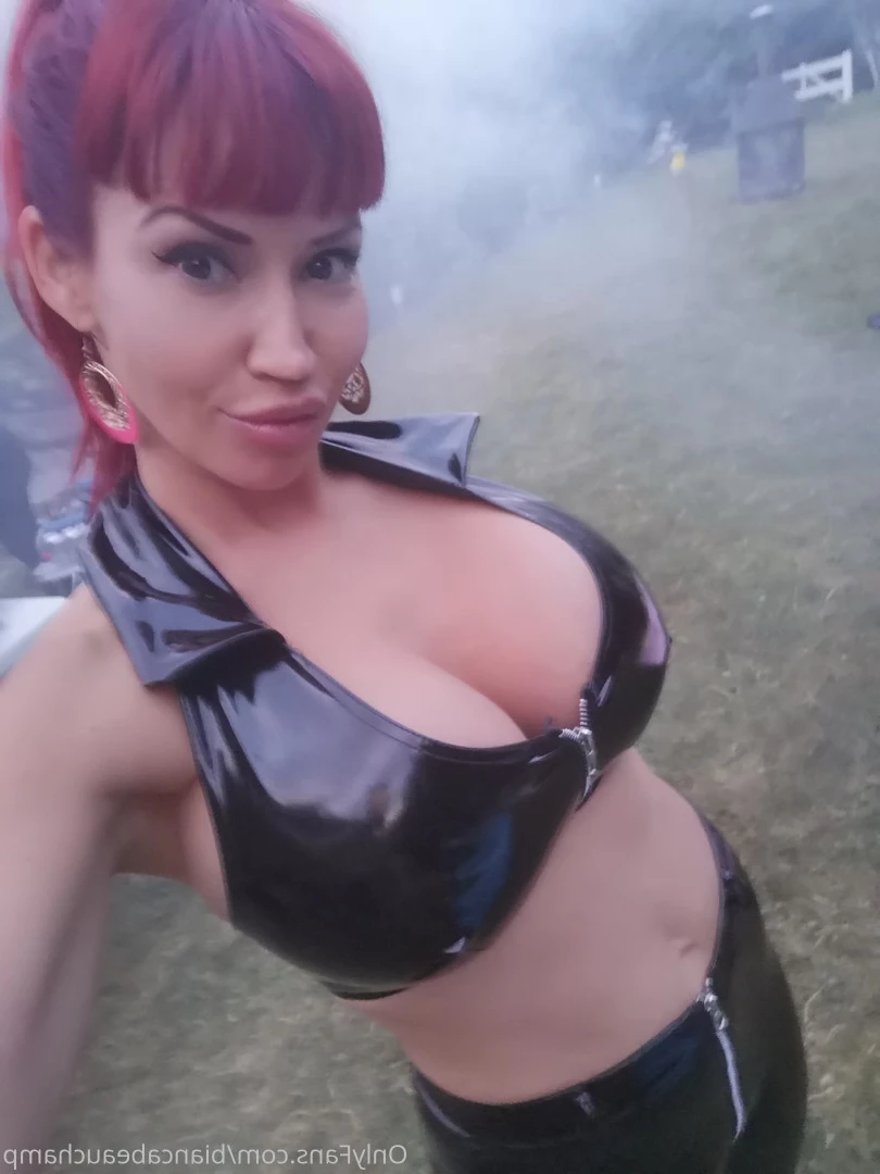 𝗕𝗶𝗮𝗻𝗰𝗮 𝗕𝗲𝗮𝘂𝗰𝗵𝗮𝗺𝗽 𝗩𝗜𝗣 𝗫-𝗥𝗮𝘁𝗲𝗱 [ biancabeauchamp ] Onlyfans leaked photo 5873549 on Hotleaks.tv