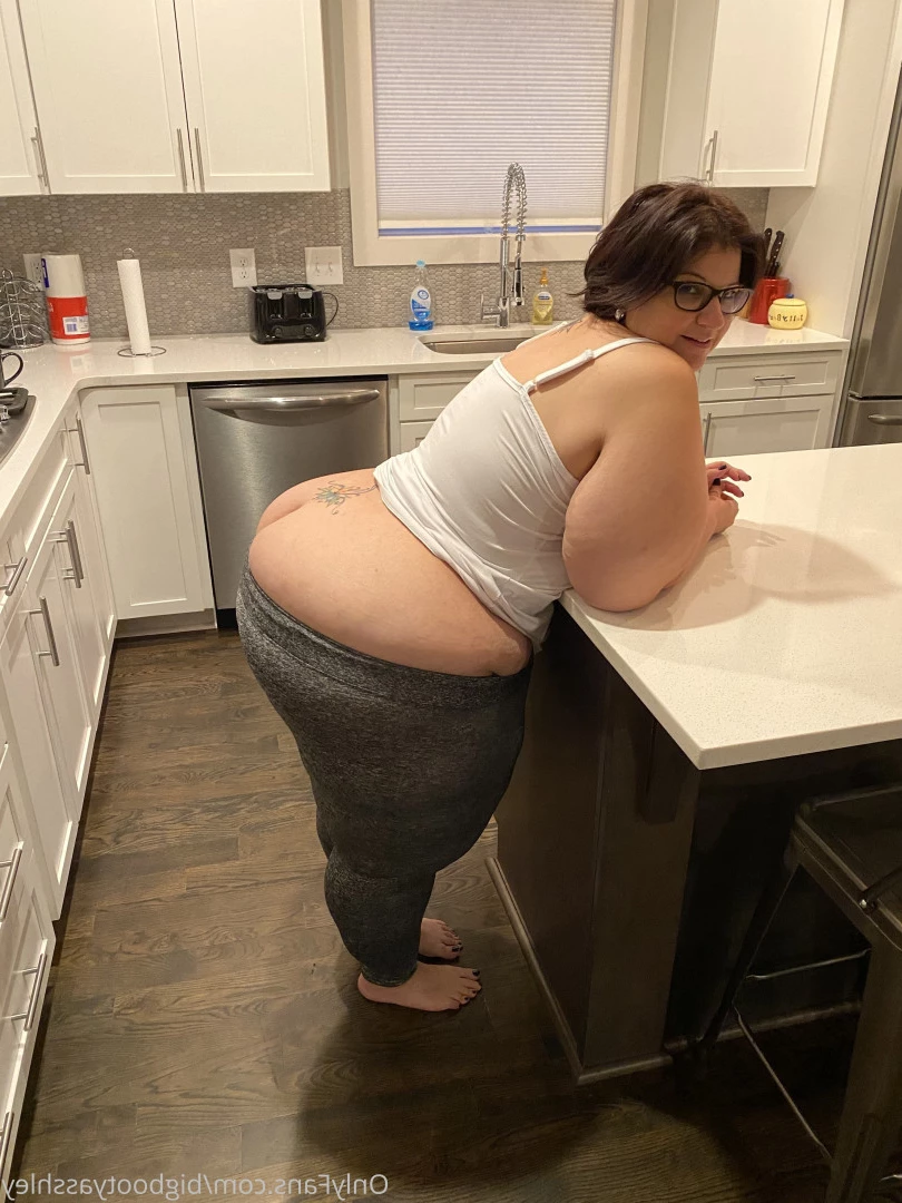 Big Booty Asshley [ bigbootyasshley ] Onlyfans leaked photo 5892067 on Hotleaks.tv