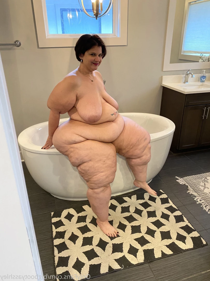 Big Booty Asshley [ bigbootyasshley ] Onlyfans leaked photo 5900494 on Hotleaks.tv