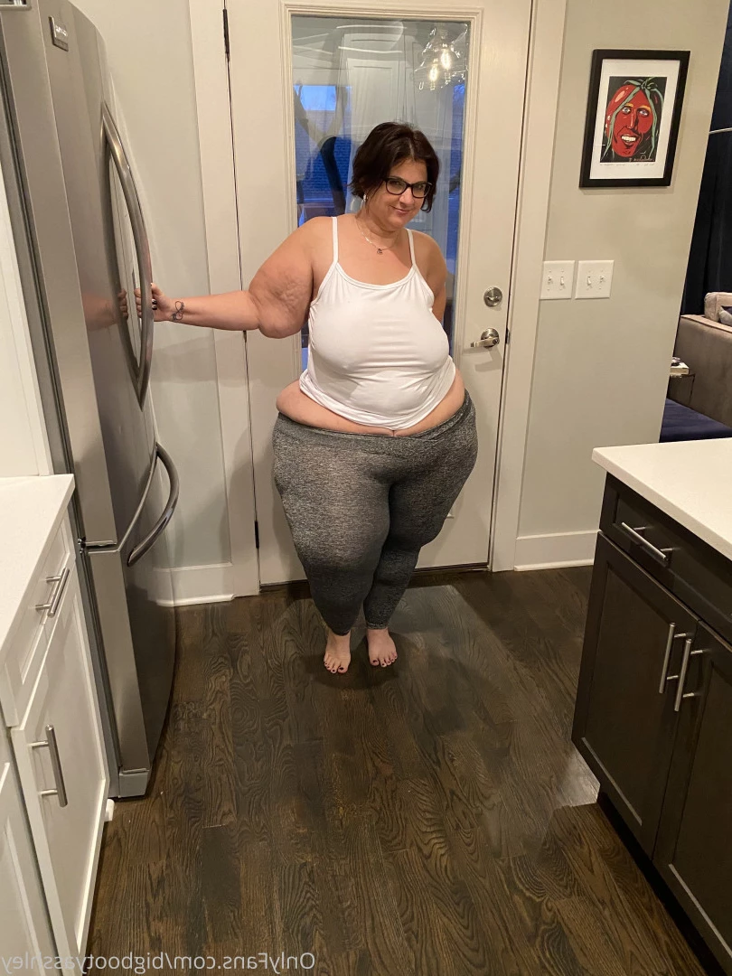 Big Booty Asshley [ bigbootyasshley ] Onlyfans leaked photo 5903171 on Hotleaks.tv