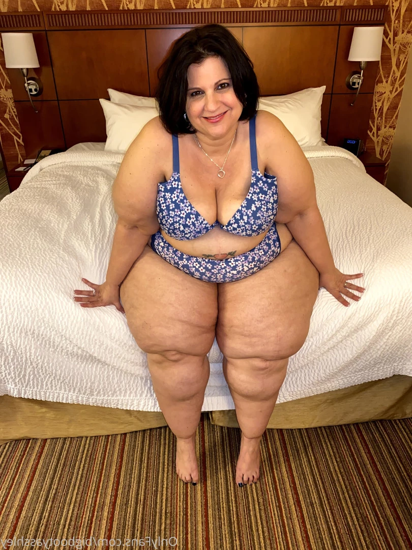 Big Booty Asshley [ bigbootyasshley ] Onlyfans leaked photo 5905898 on Hotleaks.tv