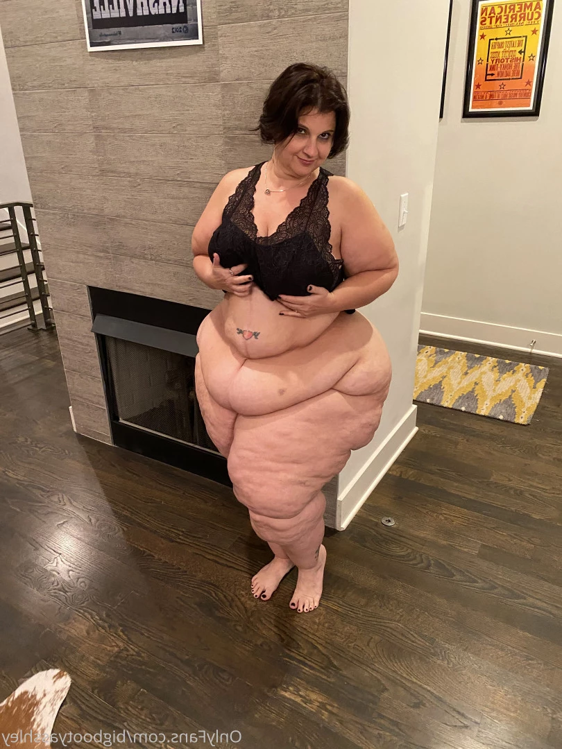 Big Booty Asshley [ bigbootyasshley ] Onlyfans leaked photo 5906116 on Hotleaks.tv