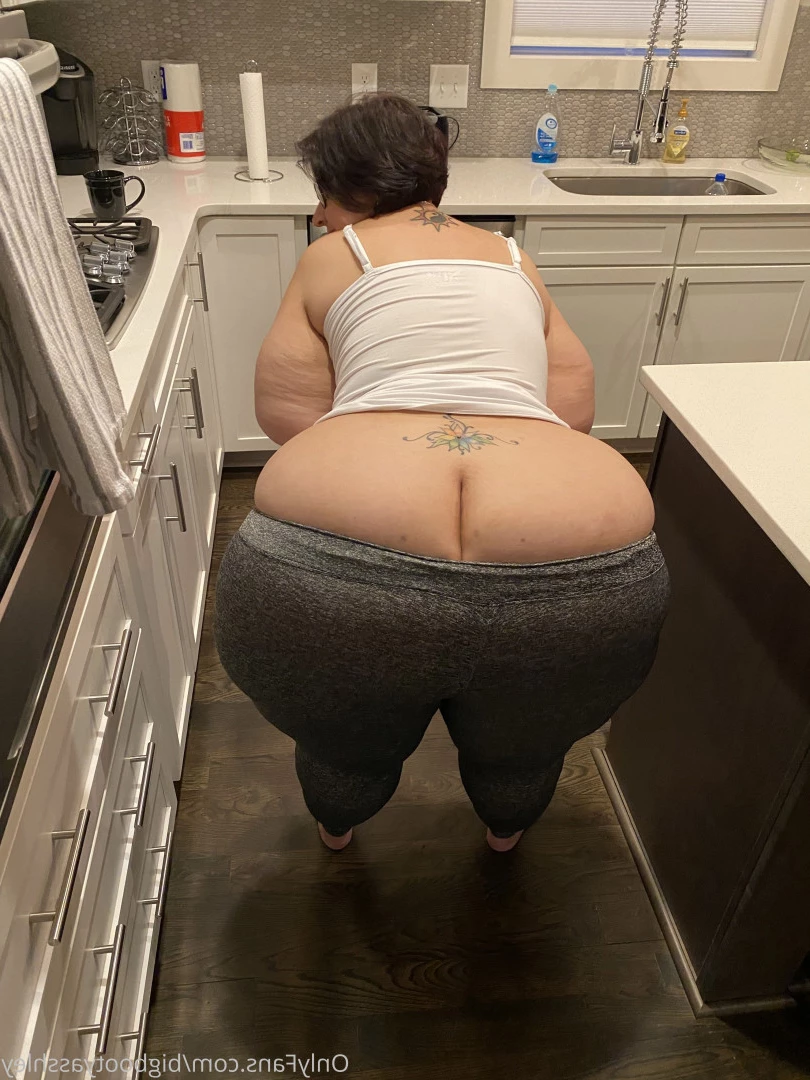 Big Booty Asshley [ bigbootyasshley ] Onlyfans leaked photo 5909359 on Hotleaks.tv