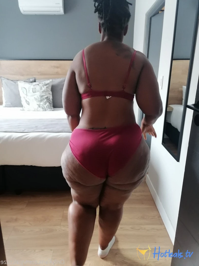 ThickBBW 434783