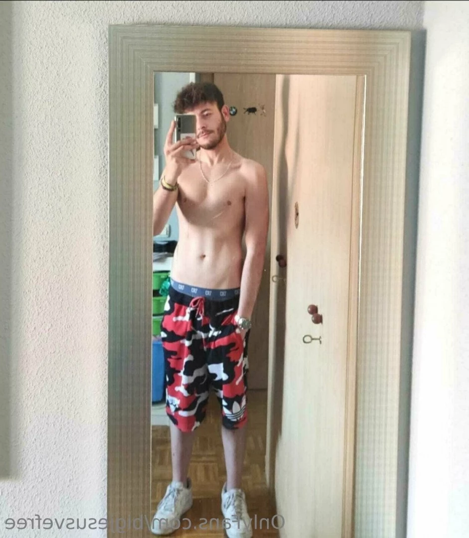 Big cock free 🍆 [ bigjesusvefree ] Onlyfans leaked photo 5213484 on Hotleaks.tv