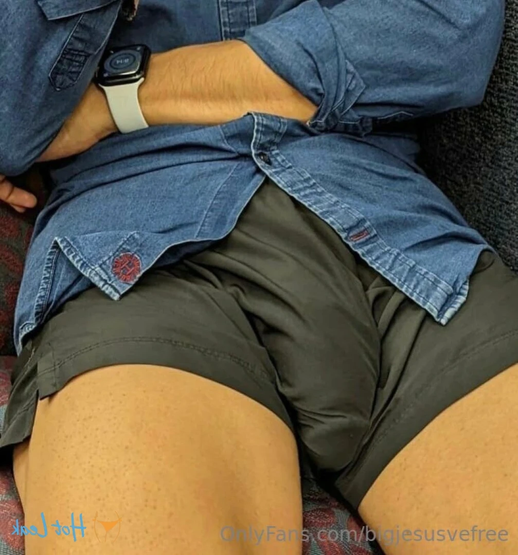 Big cock free 🍆 [ bigjesusvefree ] Onlyfans leaked photo 13431912 on Hotleaks.tv