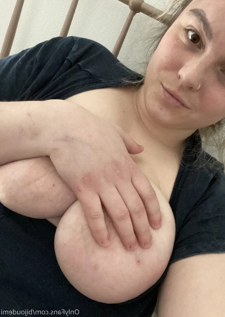 Bijou [ bijoudemi ] Onlyfans leaked photo 5661971 on Hotleaks.tv