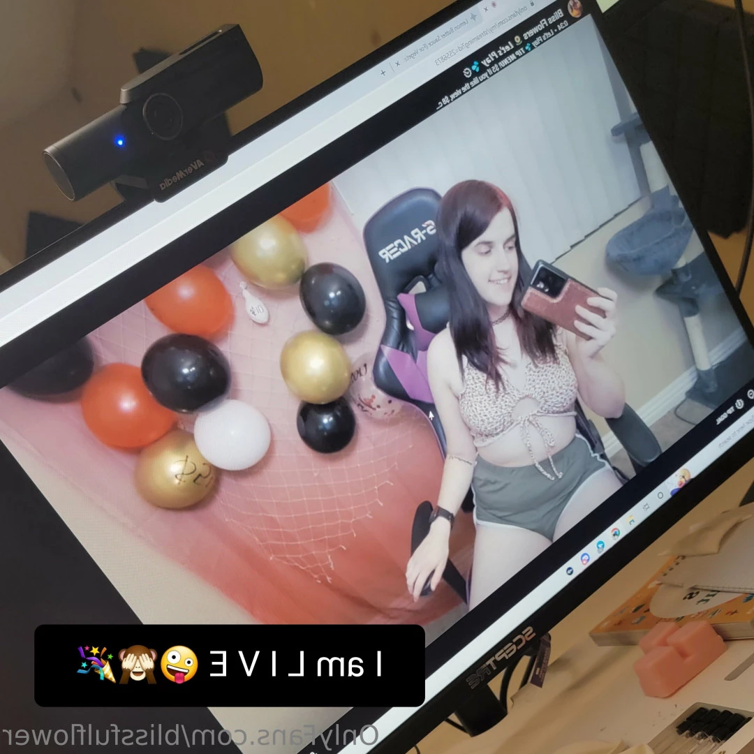 Bliss Flowers 🌻 𝙇𝙚𝙩'𝙨 𝙋𝙡𝙖𝙮 💦 [ blissfulflower ] Onlyfans leaked photo 9271629 on Hotleaks.tv