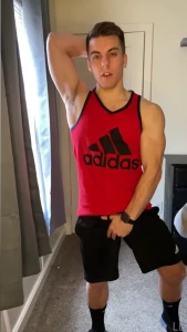 4982880