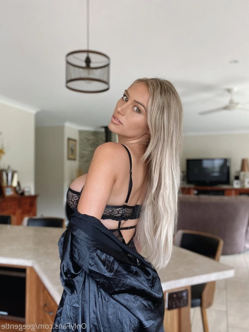Georgina Gentle [ geegentle ] Onlyfans leaked photo 437268 on Hotleaks.tv