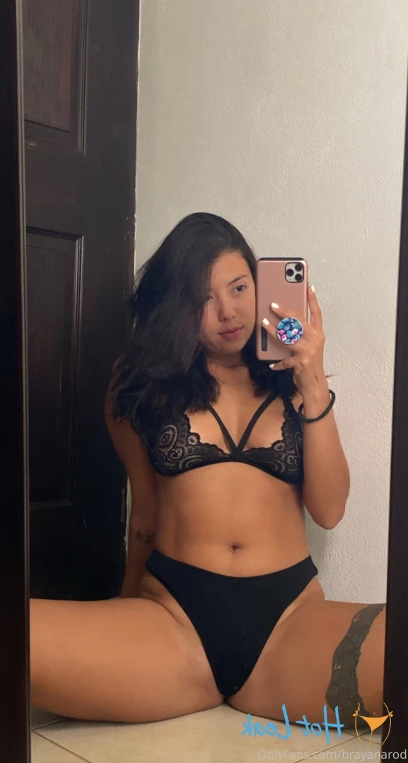 𝘽𝙧𝙖𝙮𝙖𝙣𝙖 𝙍𝙤𝙙𝙧𝙞𝙜𝙪𝙚𝙯 🌼👇🏻 [ brayanarod ] Onlyfans leaked photo 12943707 on Hotleaks.tv