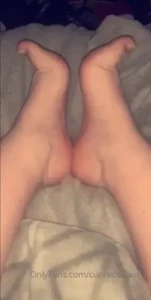 4983946