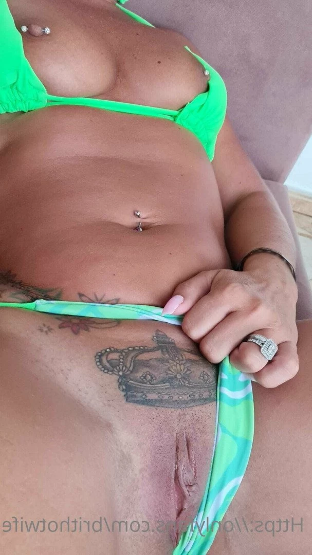 ♠️Hotwife♠️ ✅NO PPV✅ [ brithotwife ] Onlyfans leaked photo 5203251 on Hotleaks.tv
