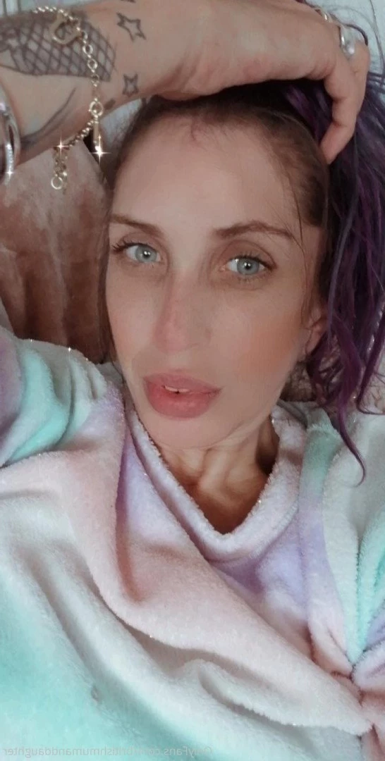 ‼️Mum &amp; Daughter 🙀 [ britishmumanddaughter ] Onlyfans leaked photo 5182637 on Hotleaks.tv