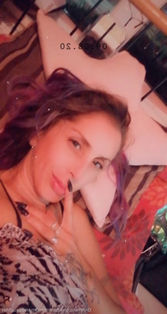 ‼️Mum &amp; Daughter 🙀 [ britishmumanddaughter ] Onlyfans leaked photo 5183181 on Hotleaks.tv