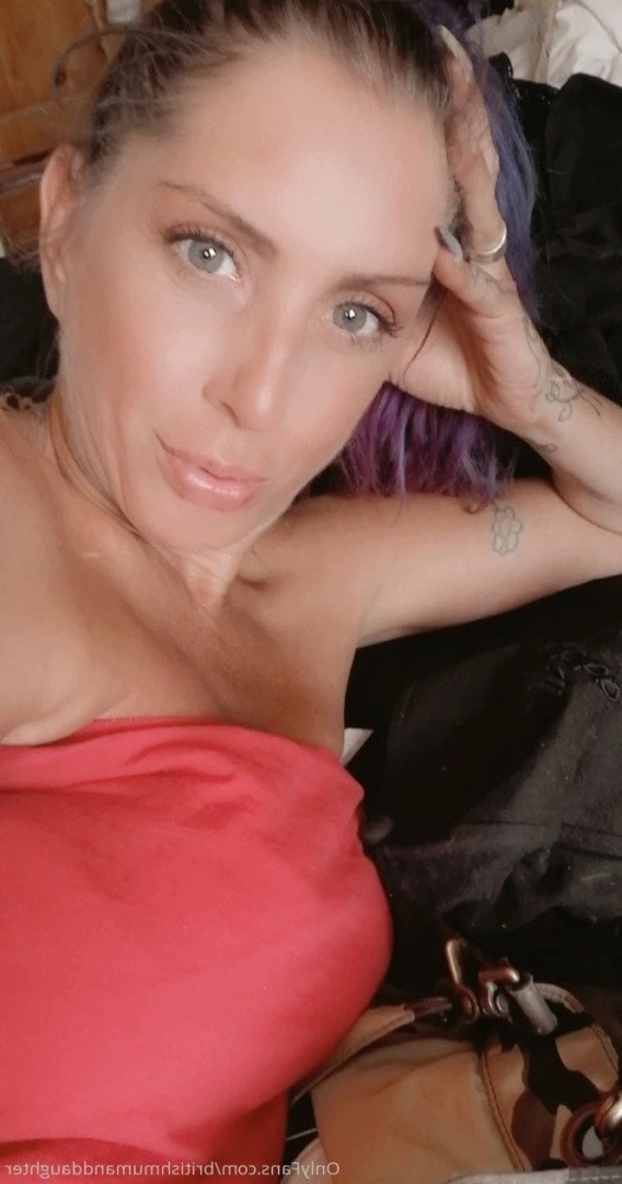 ‼️Mum &amp; Daughter 🙀 [ britishmumanddaughter ] Onlyfans leaked photo 5183598 on Hotleaks.tv