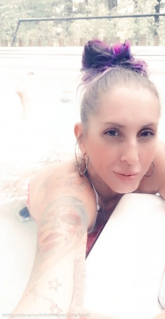 ‼️Mum &amp; Daughter 🙀 [ britishmumanddaughter ] Onlyfans leaked photo 5183715 on Hotleaks.tv