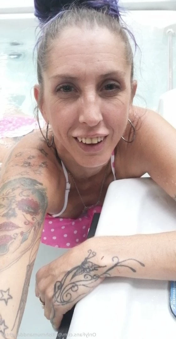 ‼️Mum &amp; Daughter 🙀 [ britishmumanddaughter ] Onlyfans leaked photo 5183861 on Hotleaks.tv