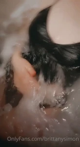 4985077