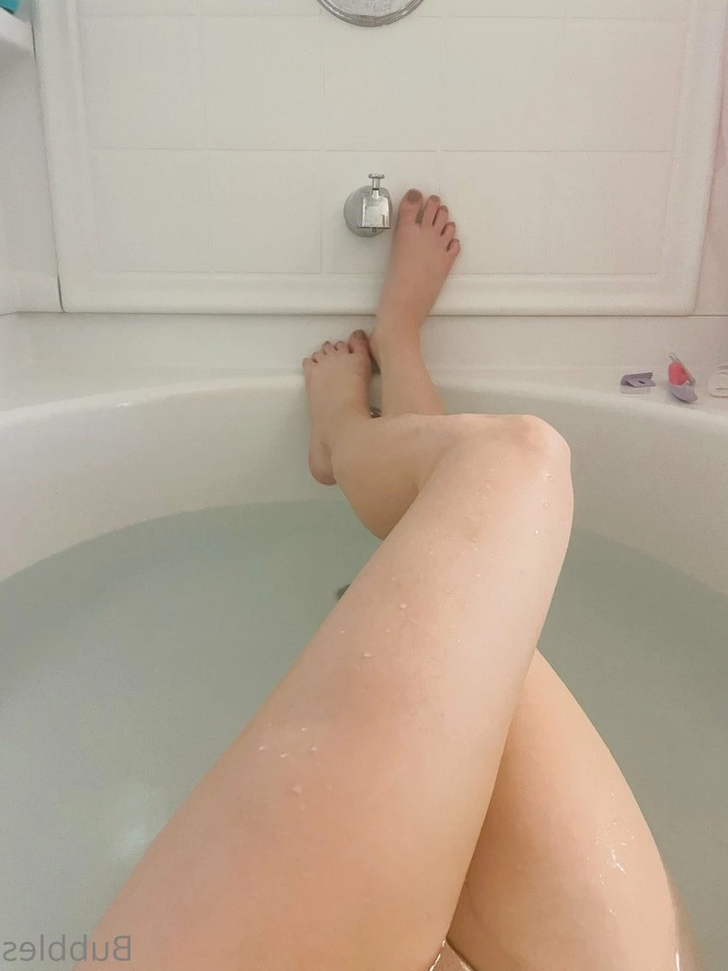 𝗕𝘂𝗯𝗯𝗹𝗲𝘀 [ bubblesthekitty ] Onlyfans leaked photo 5160904 on Hotleaks.tv