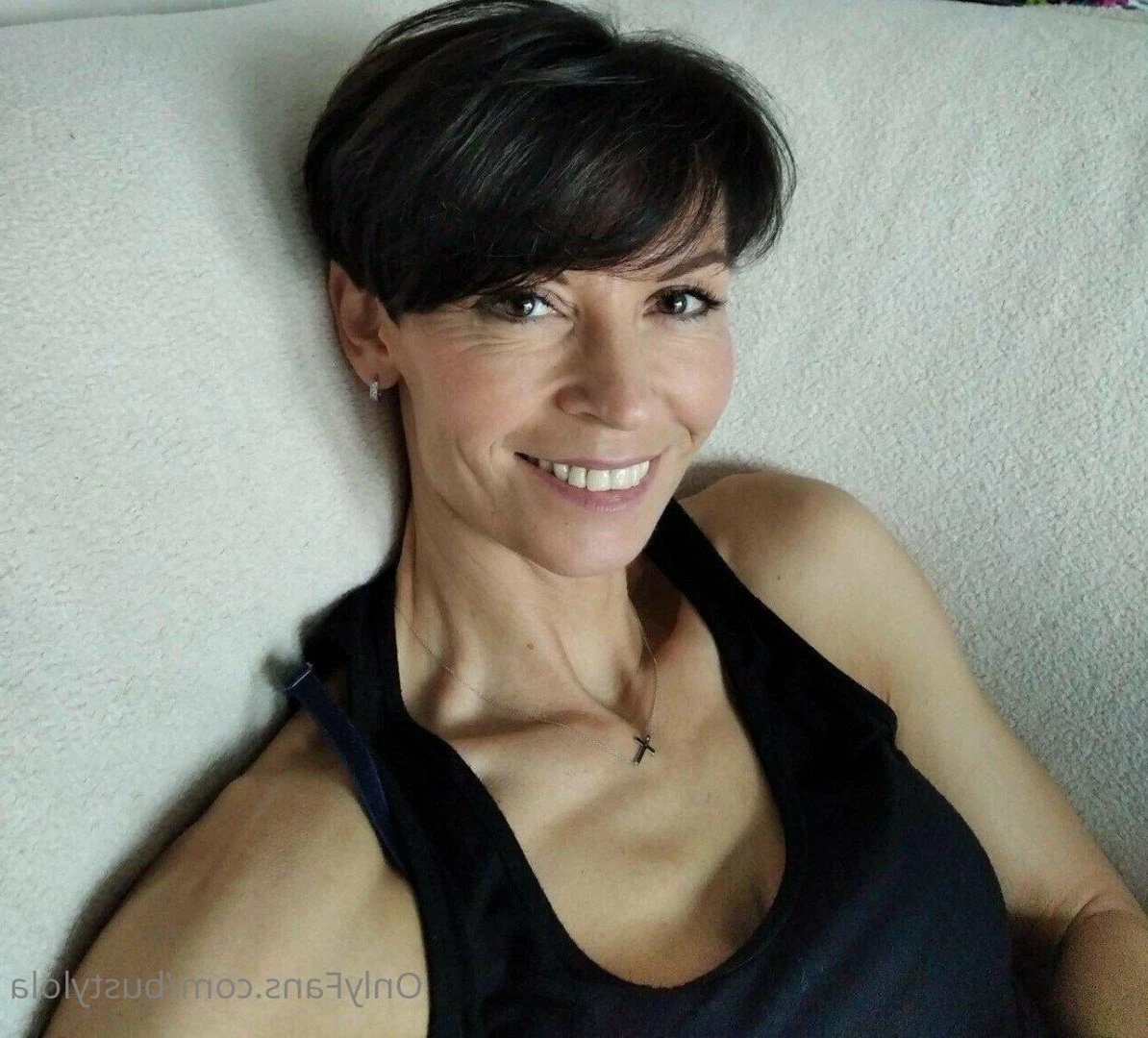 Busty Lola [ bustylola ] Onlyfans leaked photo 5209058 on Hotleaks.tv