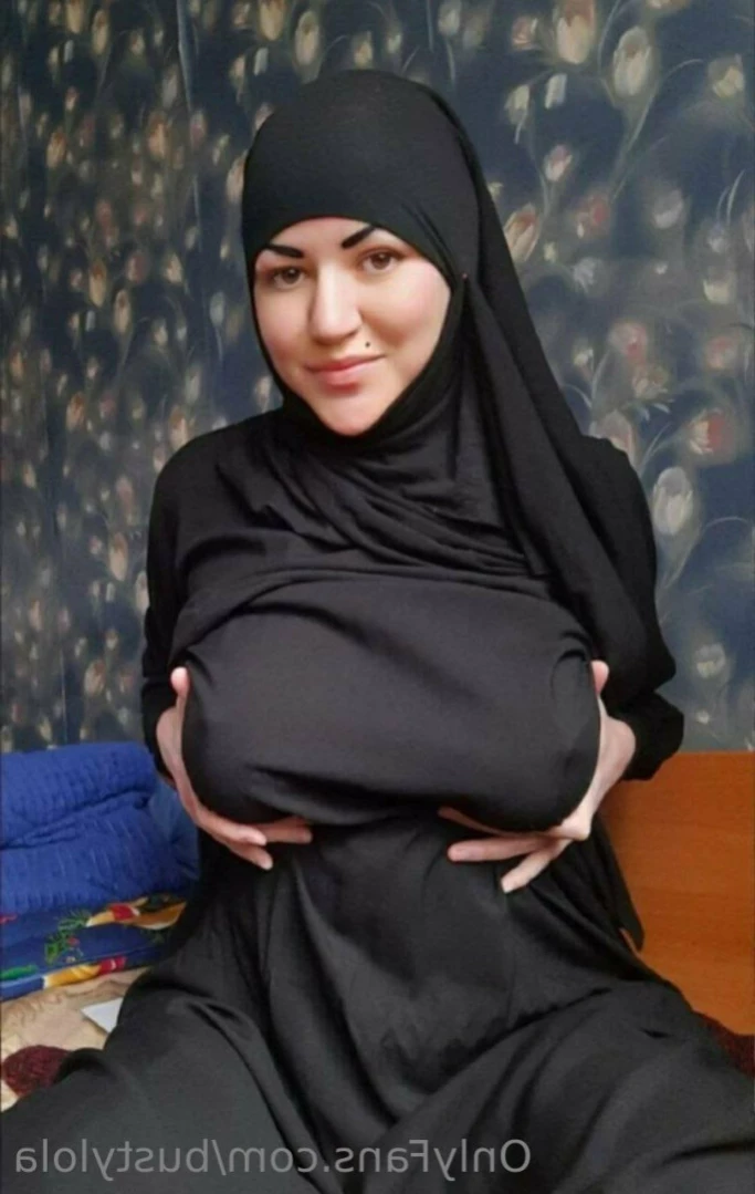 Busty Lola [ bustylola ] Onlyfans leaked photo 15904742 on Hotleaks.tv