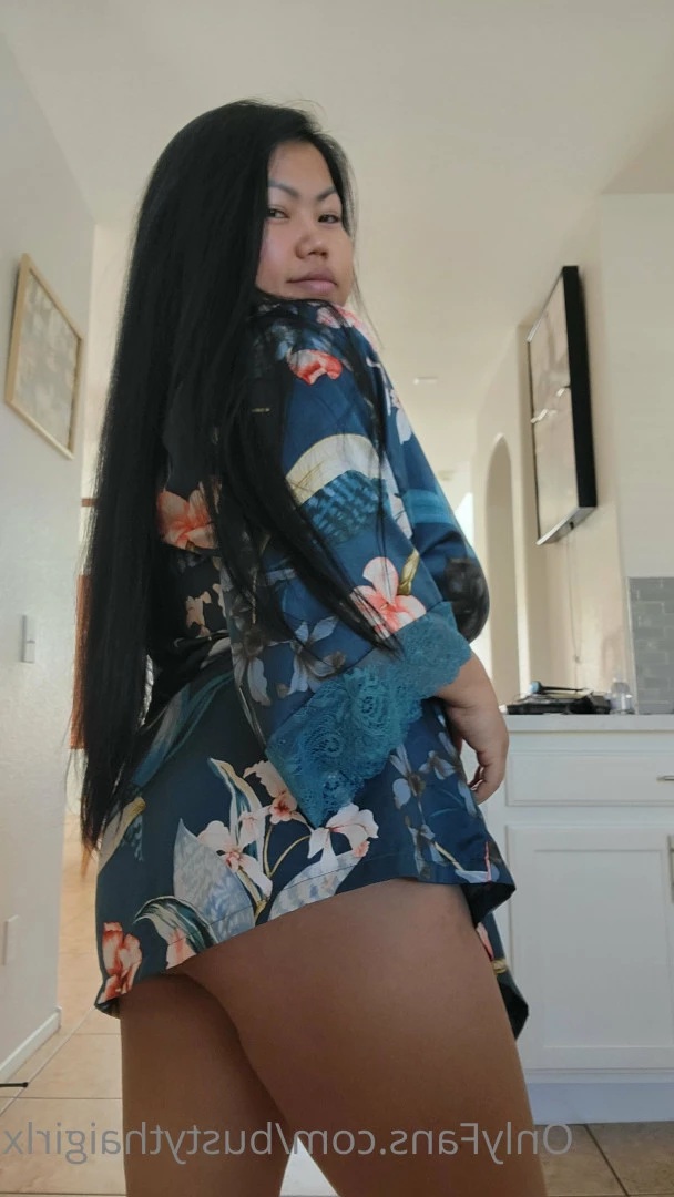 Olivia [ bustythaigirlx ] Onlyfans leaked photo 5627575 on Hotleaks.tv