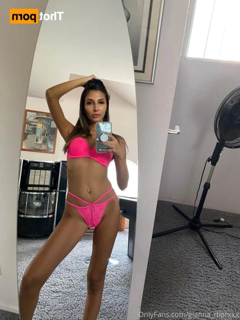 Gianna Dior [ gianna_diorxxx ] Onlyfans leaked photo 10948935 on Hotleaks.tv