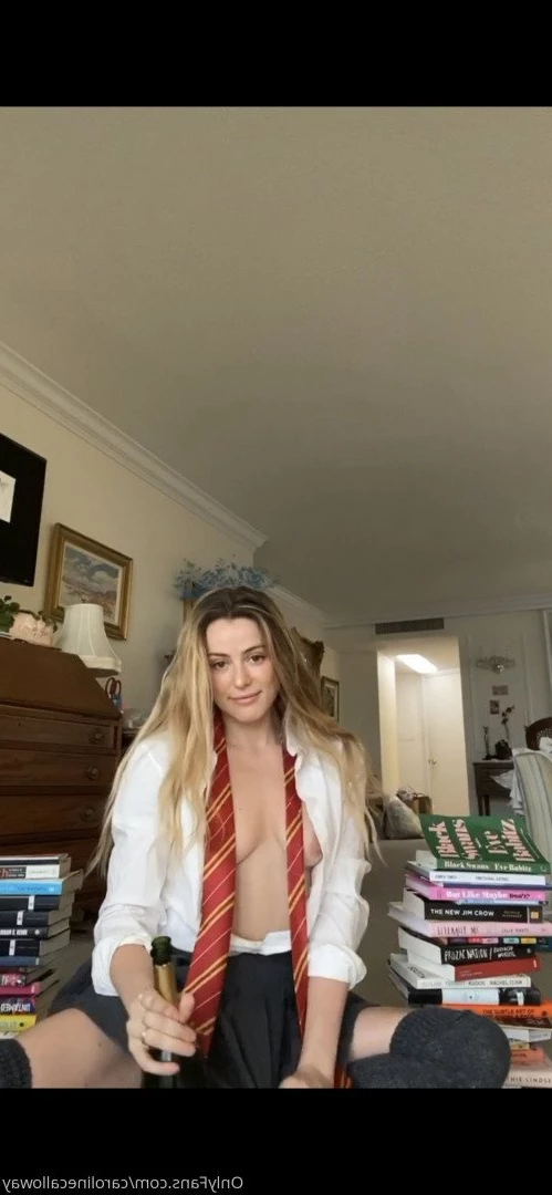 carolinecalloway Onlyfans leaked photo 5154046 on Hotleaks.tv