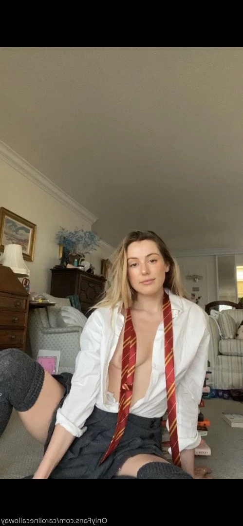 carolinecalloway Onlyfans leaked photo 5154352 on Hotleaks.tv