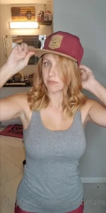 4988588