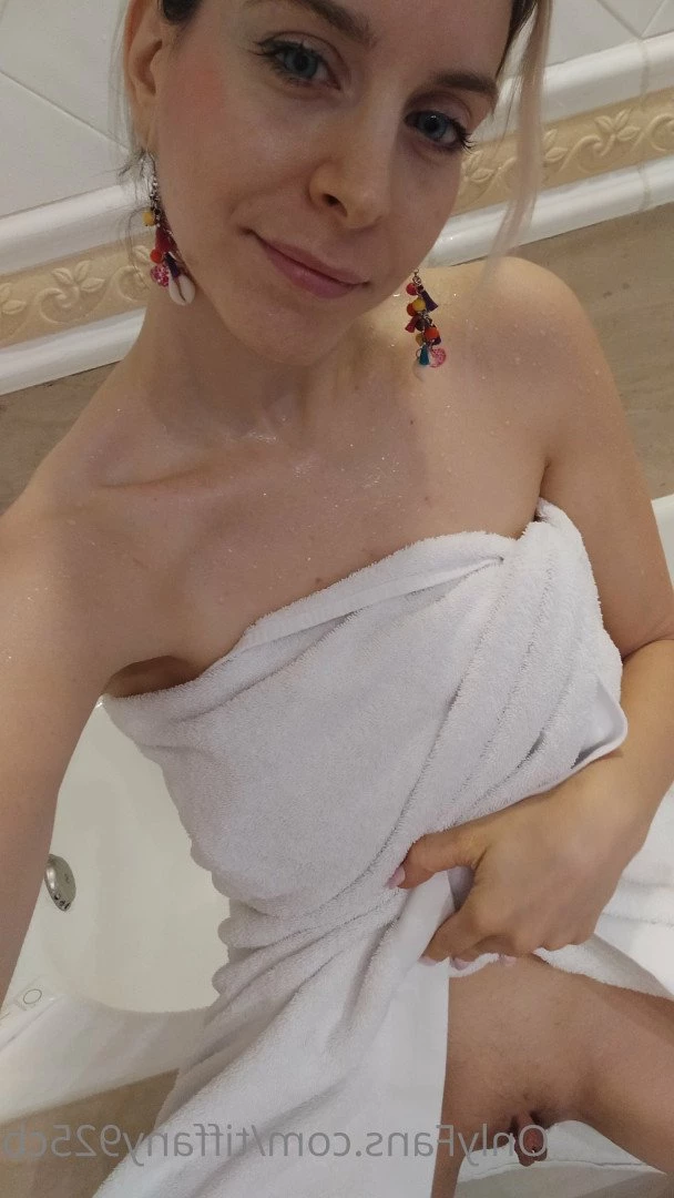 Celine [ celinebbyx ] Onlyfans leaked photo 5257887 on Hotleaks.tv