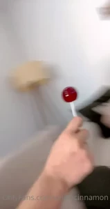 4988677