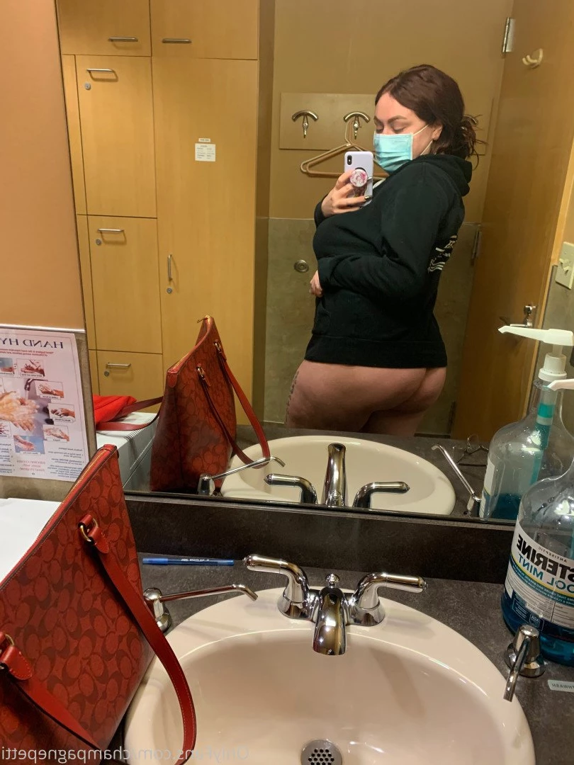 Champagne 🍾 [ champagnepetti ] Onlyfans leaked photo 5252122 on Hotleaks.tv
