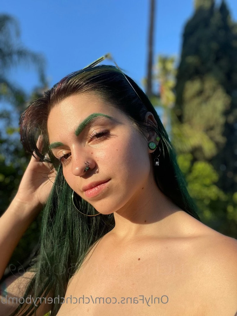 Cherrybomb Suicide 💚 Free! [ chchcherrybomb ] Onlyfans leaked photo 5143565 on Hotleaks.tv