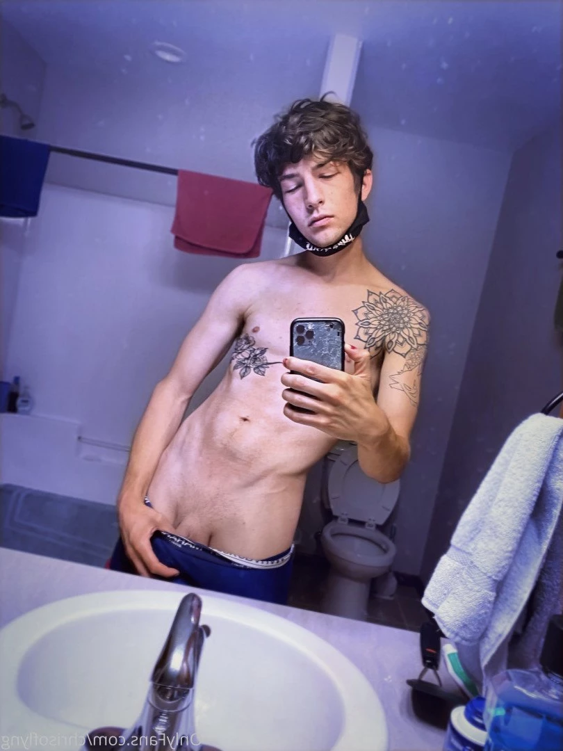 chrisoflyng Onlyfans leaked photo 5200409 on Hotleaks.tv