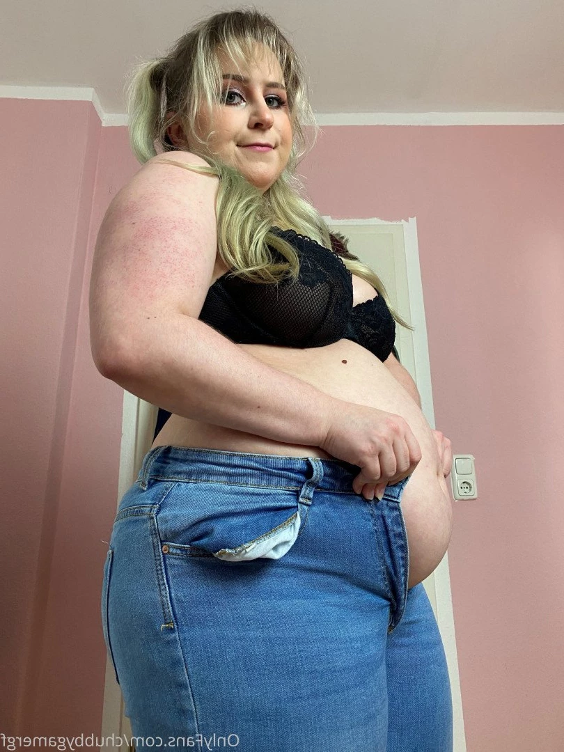 Hiatus ChubbyGamerGF [ chubbygamergf ] Onlyfans leaked photo 5146667 on Hotleaks.tv