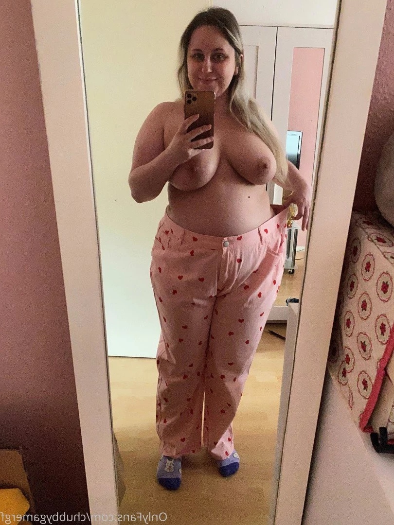 Hiatus ChubbyGamerGF [ chubbygamergf ] Onlyfans leaked photo 5147518 on Hotleaks.tv