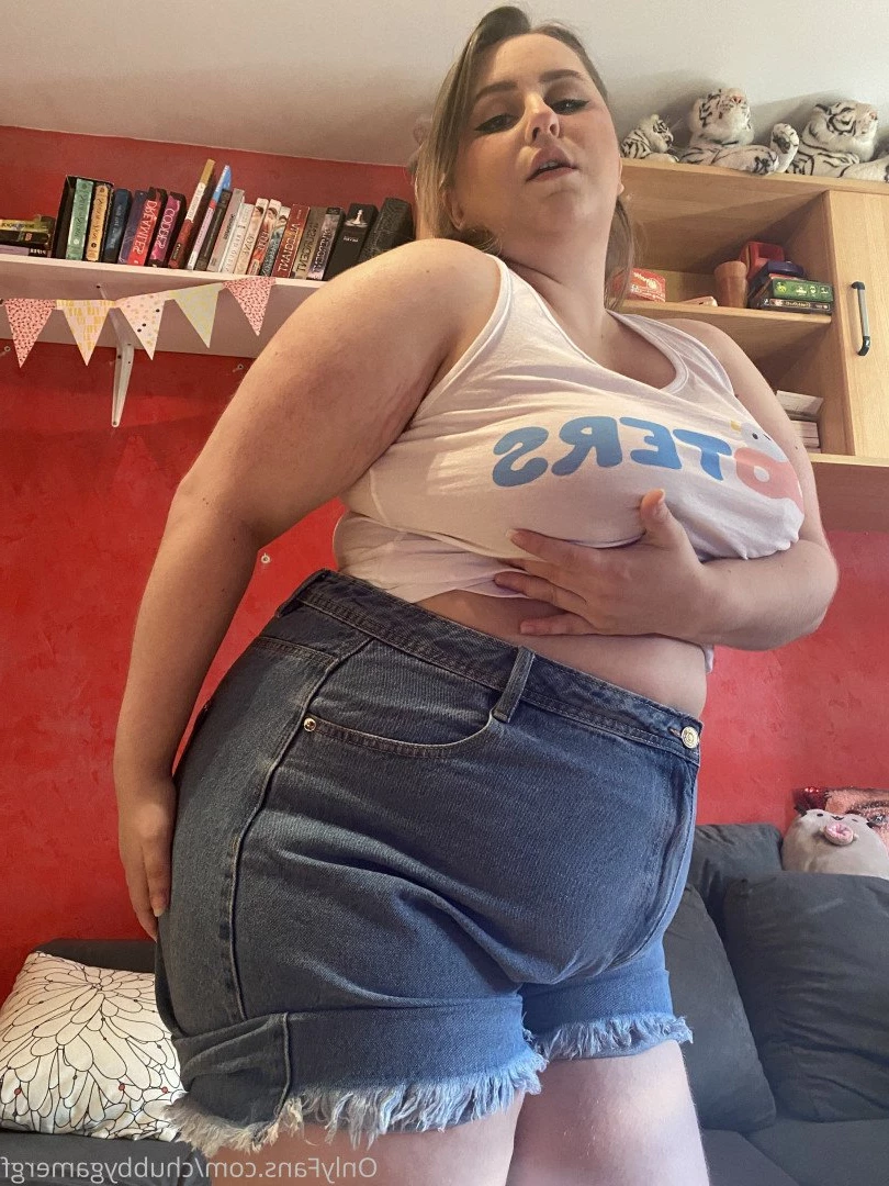 Hiatus ChubbyGamerGF [ chubbygamergf ] Onlyfans leaked photo 5148347 on Hotleaks.tv