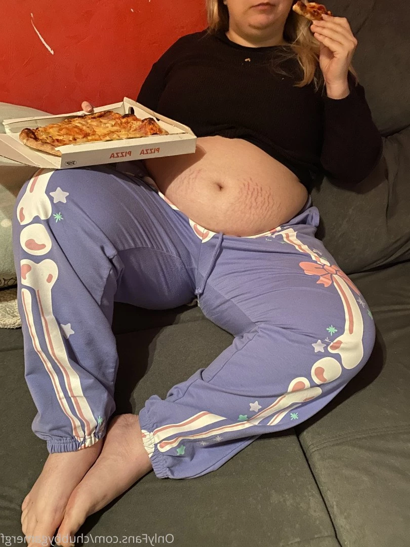 Hiatus ChubbyGamerGF [ chubbygamergf ] Onlyfans leaked photo 5149140 on Hotleaks.tv