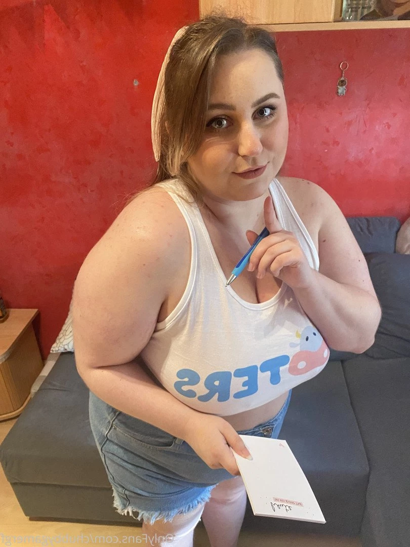 Hiatus ChubbyGamerGF [ chubbygamergf ] Onlyfans leaked photo 5149535 on Hotleaks.tv