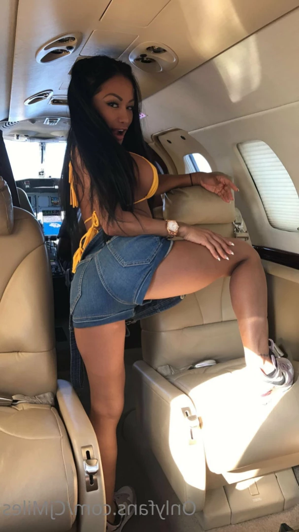 CJMILES Fan Page [ cjfanspage ] Onlyfans leaked photo 13265039 on Hotleaks.tv