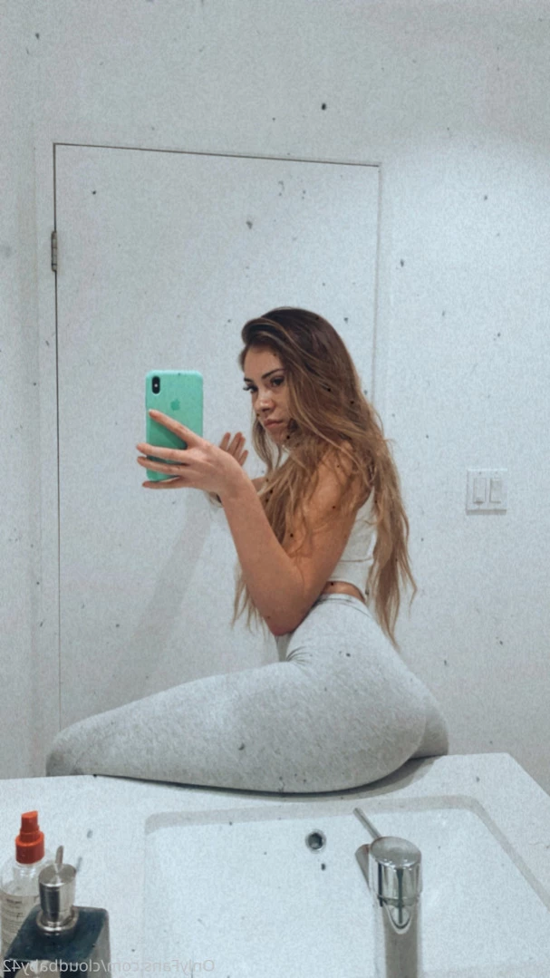 cloudbaby42 Onlyfans leaked photo 16223021 on Hotleaks.tv