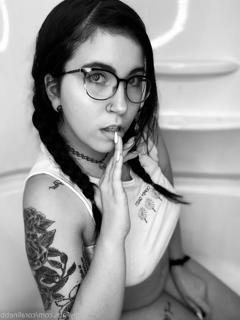 coralinebb Onlyfans leaked photo 5227784 on Hotleaks.tv